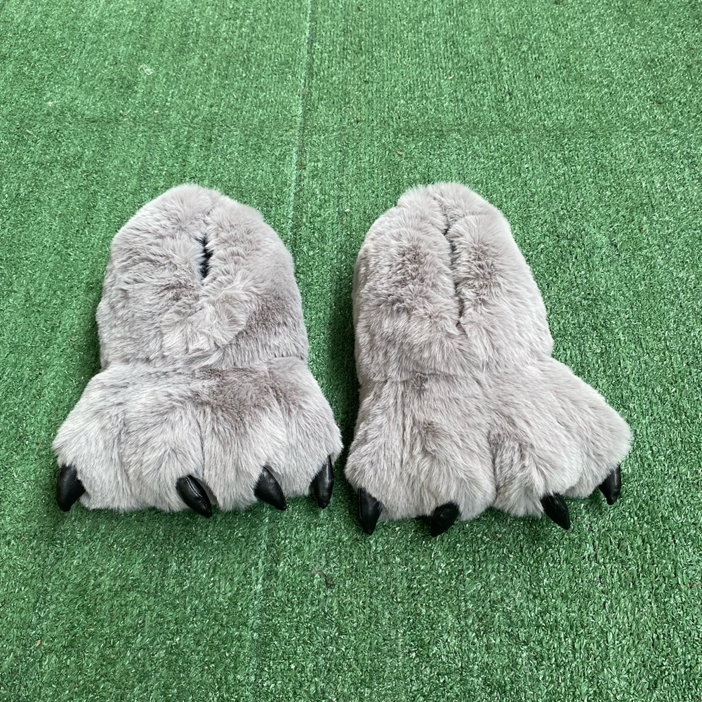 Grey bear claw fuzzy Slippers
